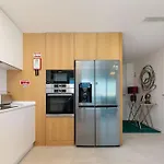 Amazing With Sea-view, Close To With Pool, Sauna, Wifi And Private Parking لاغوس