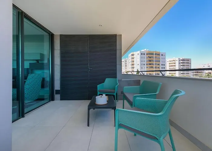 아파트 Amazing With Sea-view, Close To With Pool, Sauna, Wifi And Private Parking *