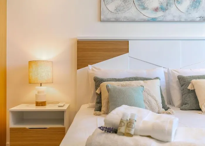 Amazing With Sea-view, Close To With Pool, Sauna, Wifi And Private Parking * לאגוּ‏ש