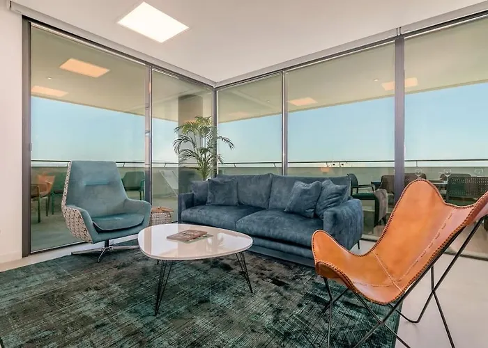 Amazing With Sea-view, Close To With Pool, Sauna, Wifi And Private Parking לאגוּ‏ש